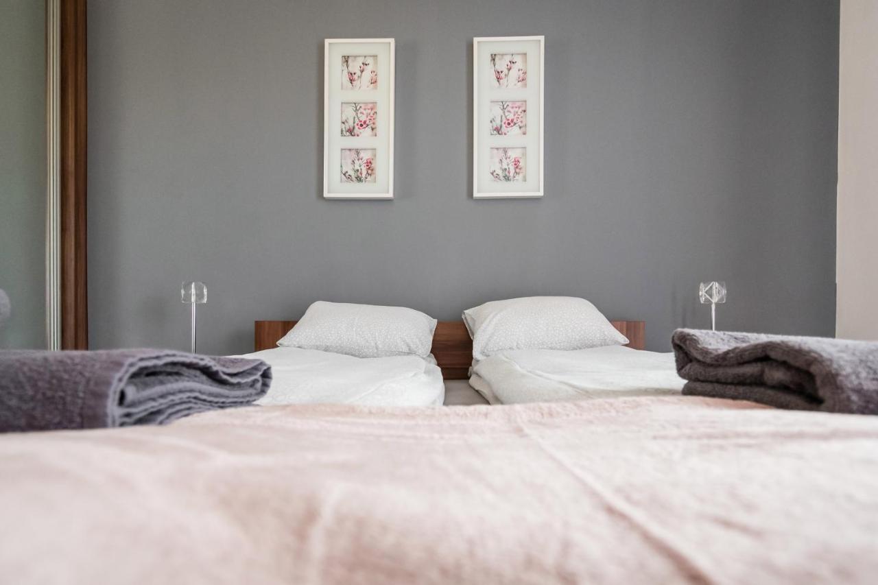 Apartament Na Szlaku Wawelofts Kraków Exteriör bild